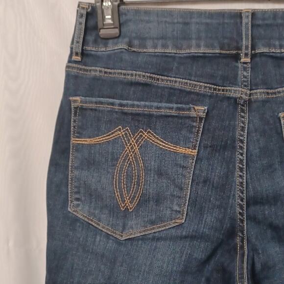 7 SEVEN Women's Bermuda  Denim Jeans Shorts. Size 12 - Picture 7 of 13